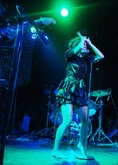 Nico Vega ~ Aja Volkman, tags: Nico Vega, Los Angeles, California, United States, The Roxy Theatre - Nico Vega / Eastern Conference Champions / State Line Empire / Incan Abraham / Goldenspell on Aug 18, 2011 [066-small]