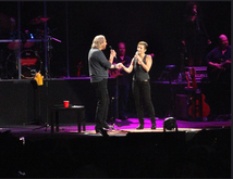 tags: Barry Gibb - Barry Gibb / Jared & The Mill on May 15, 2014 [288-small]