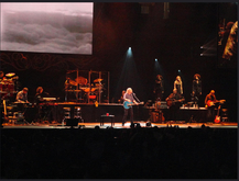 tags: Barry Gibb - Barry Gibb / Jared & The Mill on May 15, 2014 [292-small]