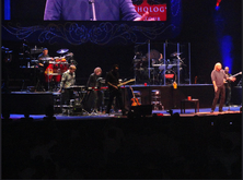 tags: Barry Gibb - Barry Gibb / Jared & The Mill on May 15, 2014 [294-small]