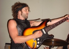 Nico Vega ~ Rich Koehler 
, tags: Nico Vega, Hermosa Beach, California, United States, The Shore - Nico Vega on Aug 19, 2009 [835-small]