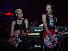 Joan Jett & The Blackhearts on Dec 31, 2002 [550-small]