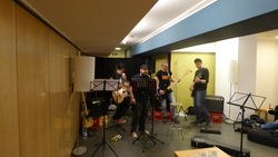 Xus & Friends on Mar 28, 2015 [333-small]