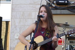 Nuria Vila on Sep 20, 2015 [963-small]