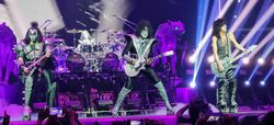 KISS / Skid Row on Jul 2, 2023 [404-small]