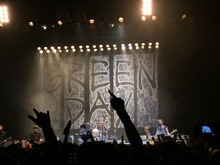 Green Day / Dog Party on Oct 27, 2016 [462-small]