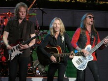 Def Leppard / Styx / Tesla on Aug 30, 2015 [392-small]