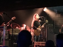 tags: The Breeders, Edinburgh, Scotland, United Kingdom, Crowd, The Liquid Room - The Breeders / Pip Blom on May 28, 2018 [172-small]