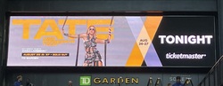 Tate McRae / Zara Larsson on Aug 27, 2025 [243-small]