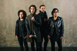 American Authors on Aug 6, 2016 [121-small]