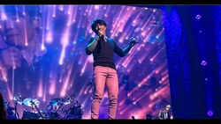 Journey / Toto on Mar 12, 2023 [121-small]