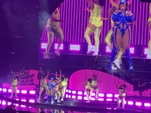 Lizzo on Apr 26, 2023 [021-small]