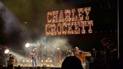 Leon Bridges / Charley Crockett / Reyna Tropical on Sep 12, 2025 [906-small]