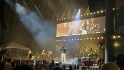 Leon Bridges / Charley Crockett / Reyna Tropical on Sep 12, 2025 [451-small]