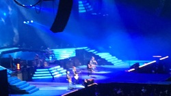 Guns N' Roses on Nov 30, 2016 [687-small]