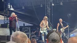 Mötley Crüe / Def Leppard / Alice Cooper on Aug 13, 2023 [554-small]