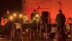 tags: Bob Dylan, Noblesville, Indiana, United States, Ruoff Music Center - Willie Nelson / Bob Dylan / Sheryl Crow / Waxahatchee / Madeline Edwards on Sep 18, 2025 [439-small]