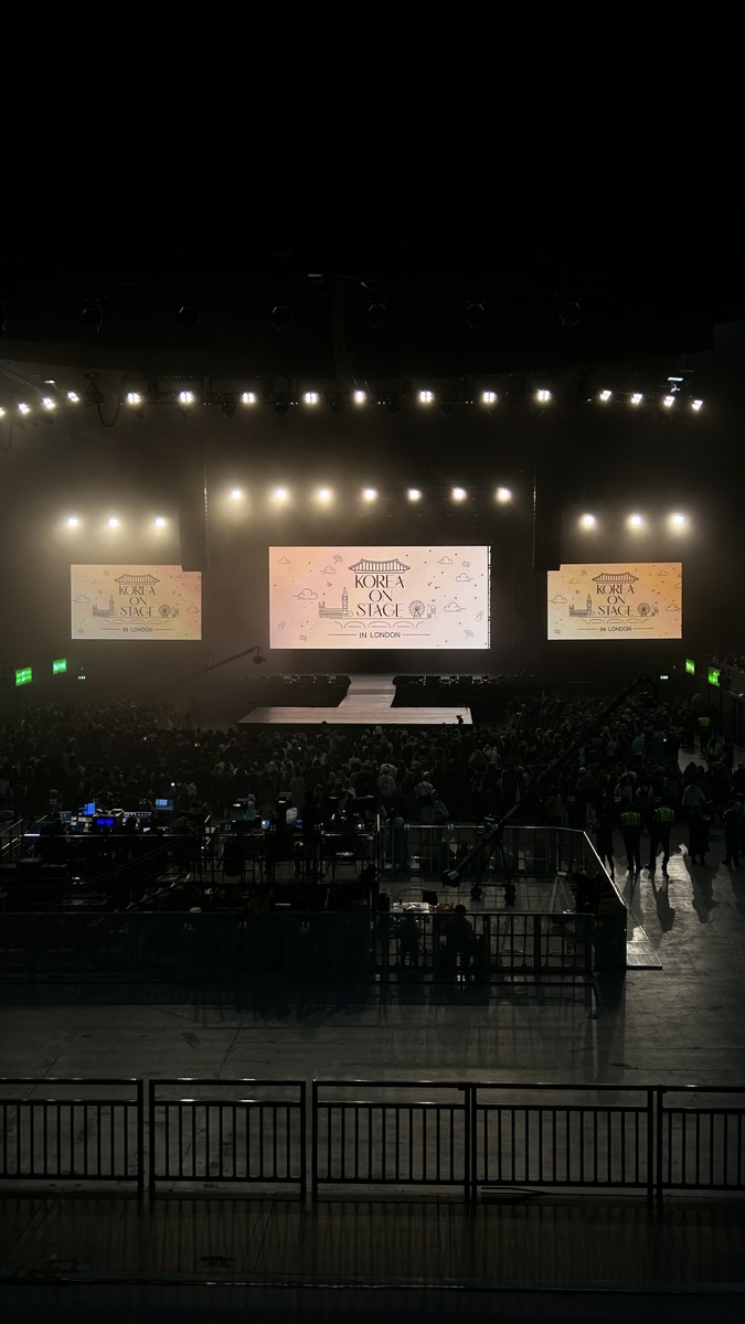 Lee Youngji Concert & Tour History | Concert Archives