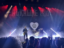 blink-182 / Alkaline Trio / End It on Sep 26, 2025 [501-small]