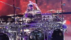 Dream Theater on Sep 24, 2025 [332-small]