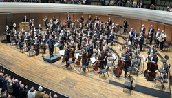 Residentie Orkest / Andrew Grams (Conductor) / Karen Gomyo, Violin on Sep 28, 2025 [896-small]