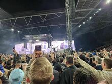 Oasis / Richard Ashcroft / Cast on Sep 27, 2025 [920-small]