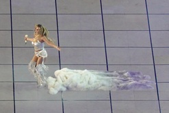 Beyoncé on Jun 28, 2025 [894-small]