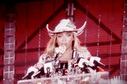 Beyoncé on Jun 28, 2025 [895-small]