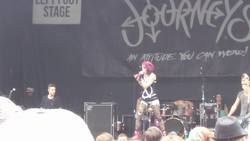 Vans warped tour 15 on Jul 1, 2015 [937-small]