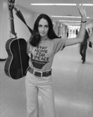 Joan Baez on Sep 19, 1971 [407-small]