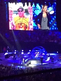Garth Brooks / Trisha Yearwood on Jan 15, 2016 [318-small]