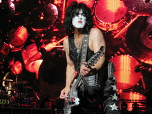 KISS / Mötley Crüe / The Treatment on Sep 1, 2012 [924-small]