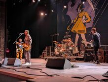 Jawbreaker / Bully / Poli Van Dam on Oct 4, 2025 [536-small]