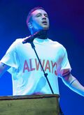 Twenty One Pilots / Dayglow on Oct 5, 2025 [701-small]