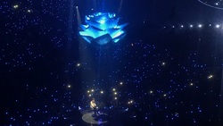 Shawn Mendes / Alessia Cara on Apr 17, 2019 [299-small]