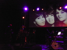 Ronnie Spector & The Ronettes on Jun 18, 2018 [026-small]