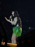 Katy Perry / Goldie Boultier on Oct 8, 2025 [181-small]