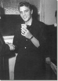 Elvis backstage, tags: Elvis Presley - Elvis Presley / johnny cash / Carl Perkins / Buddy Holly on Apr 29, 1955 [258-small]
