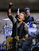 tags: Bruce Springsteen & The E Street Band - Bruce Springsteen & The E Street Band on Oct 9, 2009 [787-small]