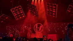 Twenty One Pilots / Dayglow on Oct 10, 2025 [041-small]