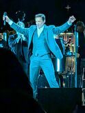 Hugh Jackman on Sep 20, 2025 [971-small]