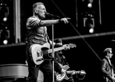 Bruce Springsteen & The E Street Band / Paul McCartney on Jun 7, 2025 [110-small]