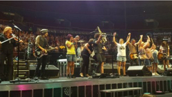 tags: Bruce Springsteen & The E Street Band - Bruce Springsteen & The E Street Band on Feb 9, 2017 [393-small]