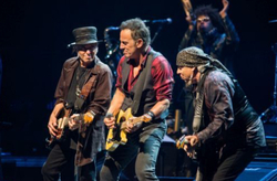 tags: Bruce Springsteen & The E Street Band - Bruce Springsteen & The E Street Band on Jan 25, 2017 [446-small]