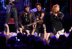 tags: Bruce Springsteen & The E Street Band, Portland, Oregon, United States - Bruce Springsteen & The E Street Band on Mar 22, 2016 [517-small]