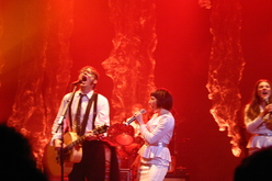 The Decemberists / Robyn Hitchcock And The Venus 3 on Jun 6, 2009 [771-small]