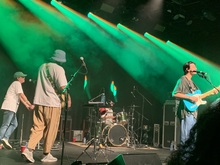 Phum Viphurit / Mild Orange / Brandon on Sep 12, 2023 [839-small]
