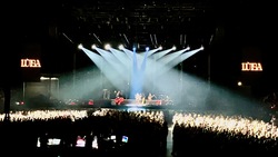 Simply Red / lùisa on Oct 17, 2025 [596-small]