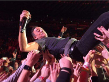 tags: Bruce Springsteen & The E Street Band - Bruce Springsteen & The E Street Band on Mar 13, 2016 [837-small]