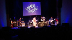 Beth Hart on Oct 23, 2014 [906-small]